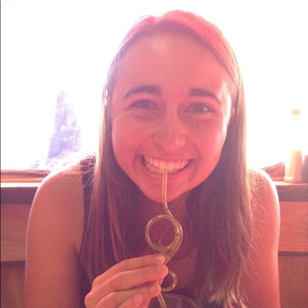 Meet your Posher, Holly